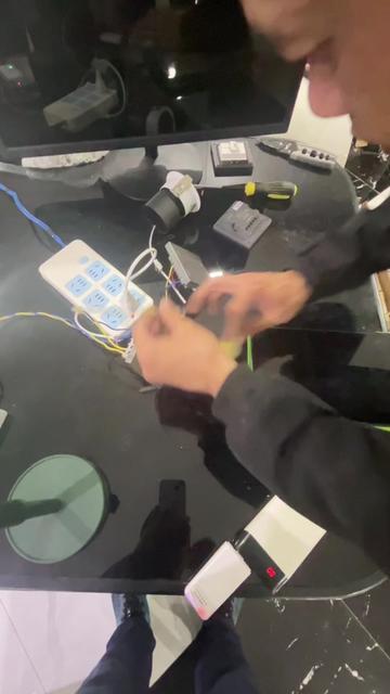 智能开关坏了，怎么换新的